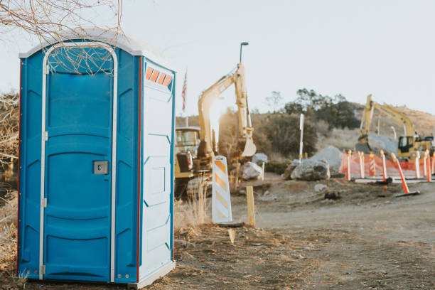 Best Porta potty delivery and setup  in Ixonia, WI